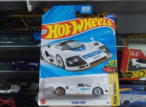 MAZDA 787B BLANCO