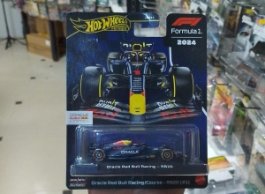 ORACLE RED BULL RACING PREMIUM