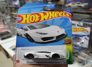 LB-WORKS LAMBORGUINI HURACAN COUPE BLANCO