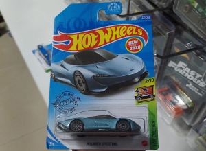 MCLAREN SPEEDTAIL CELESTE