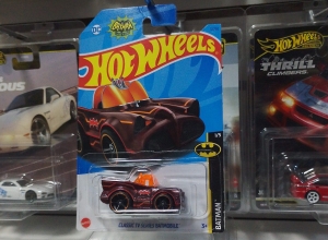 CLASSIC TV SERIES BATMOBILE