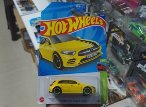 19 MERCEDES BENZ A CLASS AMARILLO 2021
