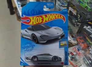 MCLAREN SPEEDTAIL PLOMO 2020