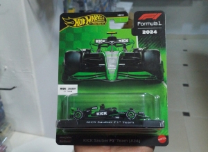 KICK SAUBER F1 TEAM PREMIUM 2024