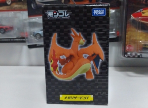 TOMICA POKEMON MONCOLLE MEGA CHARIZARD