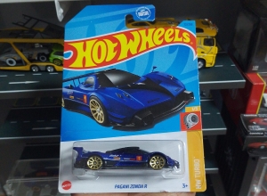 PAGANI ZONDA R AZUL 2021