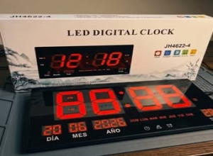 RELOJ DIGITAL PARA PARED
