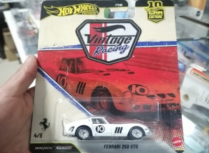 FERRARI 250 GTO VINTAGE RACING
