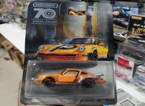 PORSCHE 911 TURBO NARANJA
