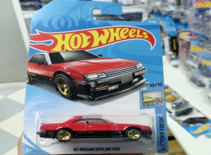 82 NISSAN SKYLINE R30 ROJO NEGRO