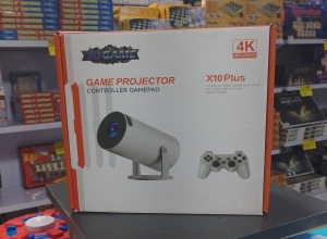 PROYECTOR 4K CON JUEGO Y 2 MANDOS