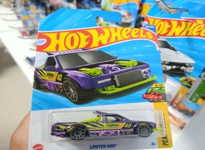 CARRO HW BASICO